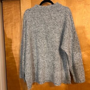 Well Worn Heathered Gray Women's Turtleneck Sweater